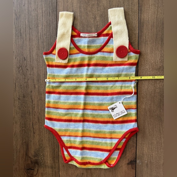 Tane Organics Unisex Infant Onesie. Knit, light sweater material. Snap crotch. - Picture 4 of 4